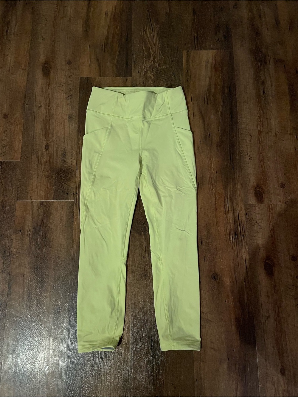 Lululemon leggings size 6